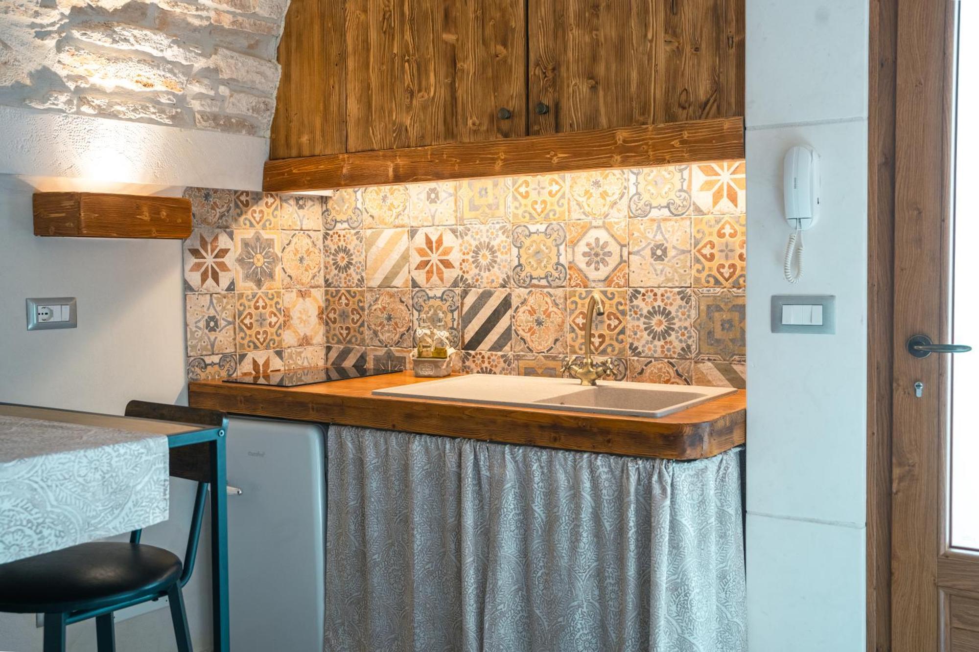 Pietra Antica, Old Town Bnb, Apartment Мартіна-Франка Екстер'єр фото